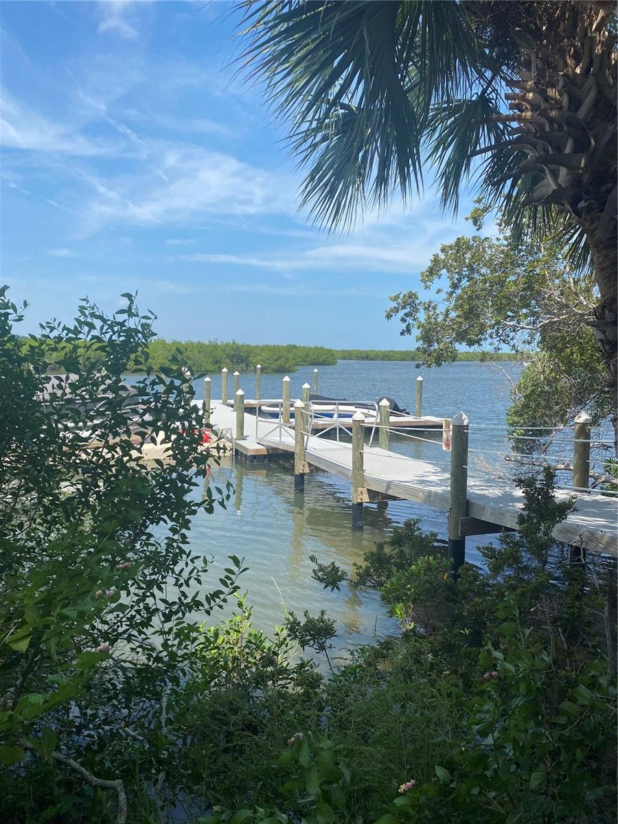 2 RIVERWALK DR #402