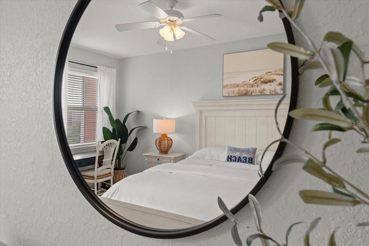 2 RIVERWALK DR #402