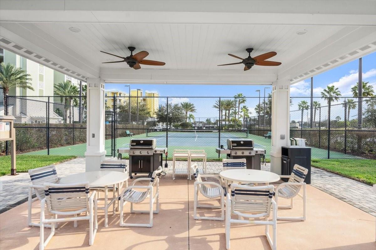 2 RIVERWALK DR #402