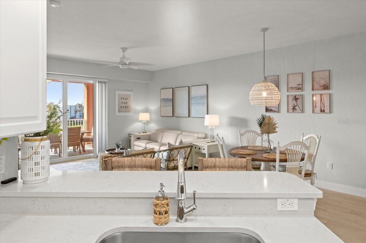2 RIVERWALK DR #402