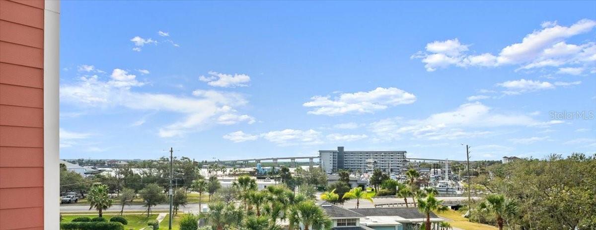 2 RIVERWALK DR #402