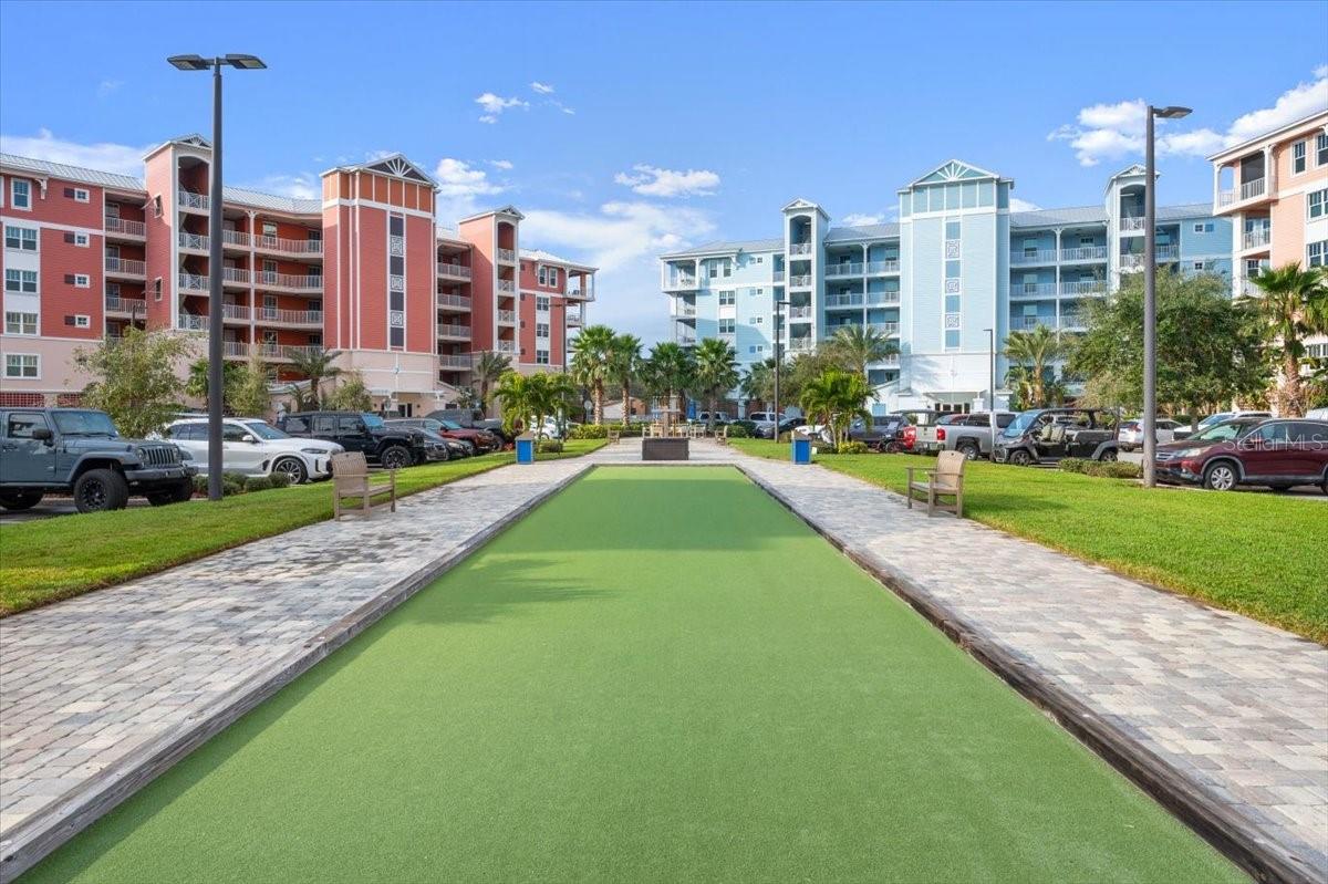 2 RIVERWALK DR #402