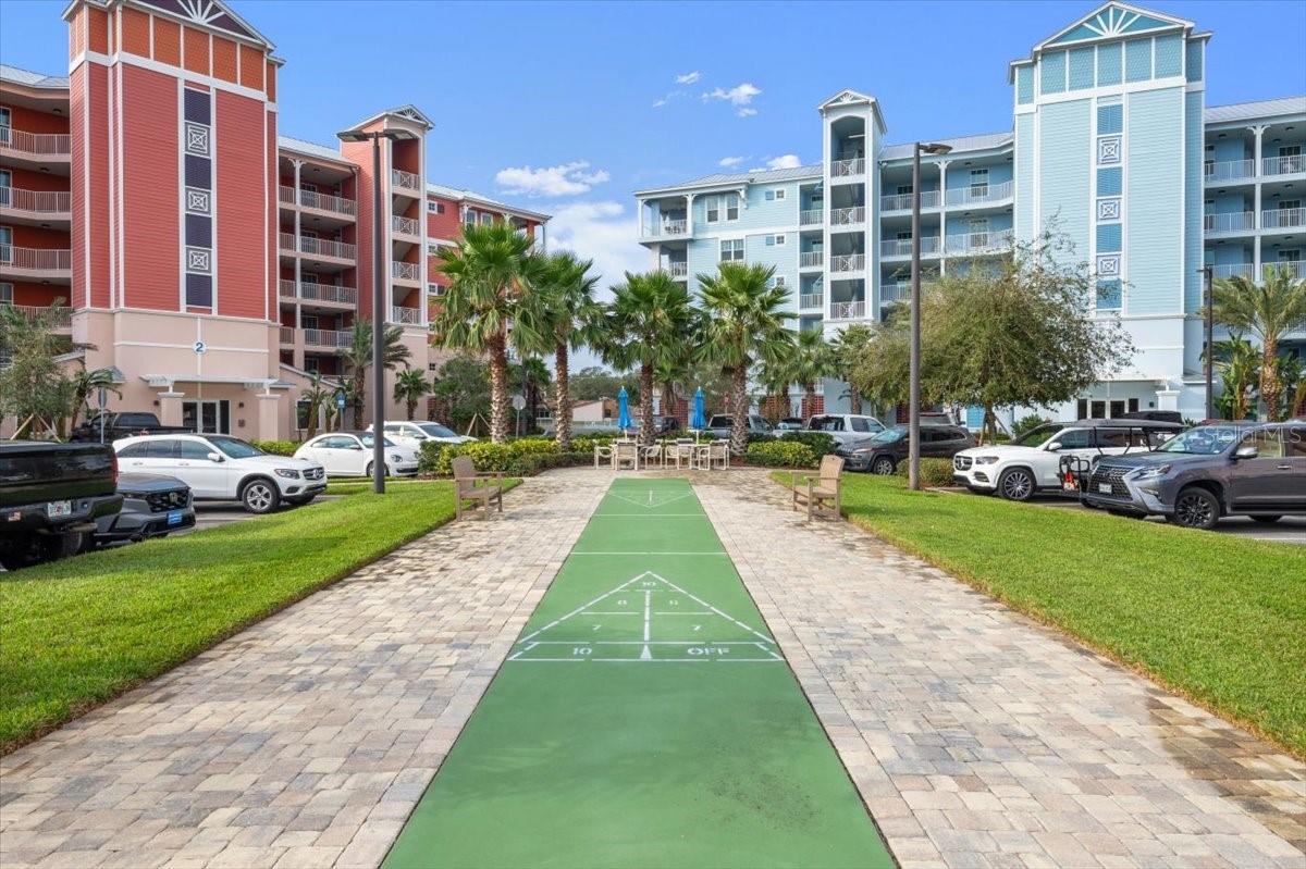 2 RIVERWALK DR #402