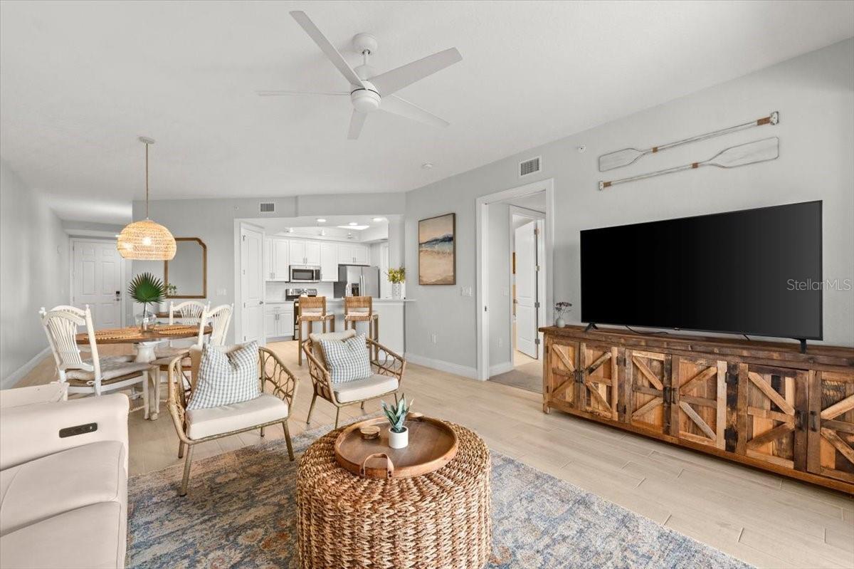 2 RIVERWALK DR #402