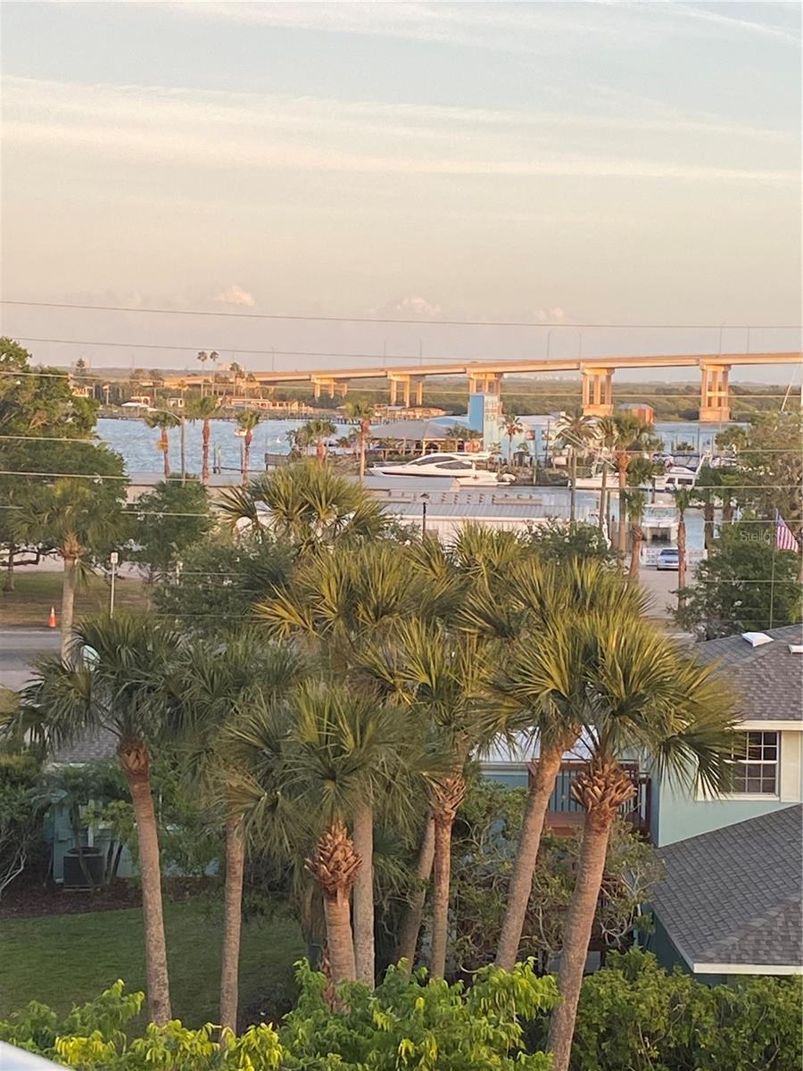 2 RIVERWALK DR #402