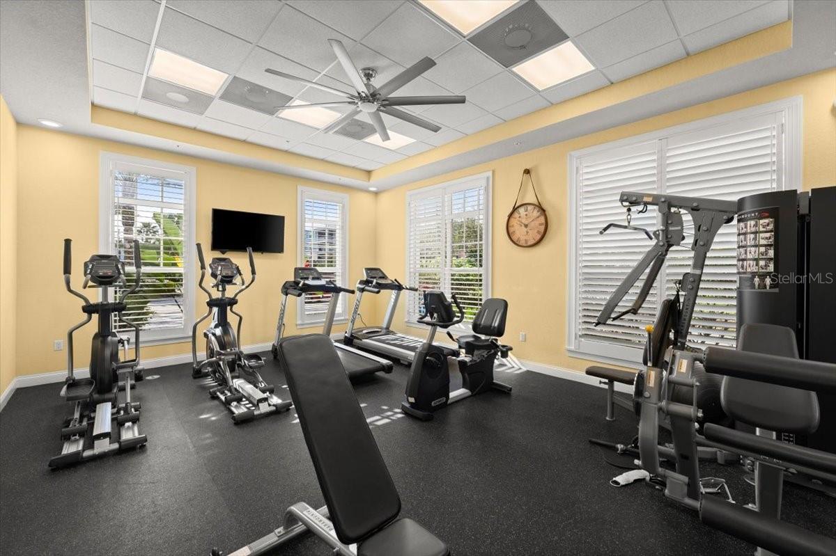 2 RIVERWALK DR #402