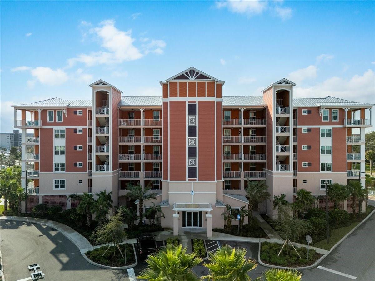 2 RIVERWALK DR #402