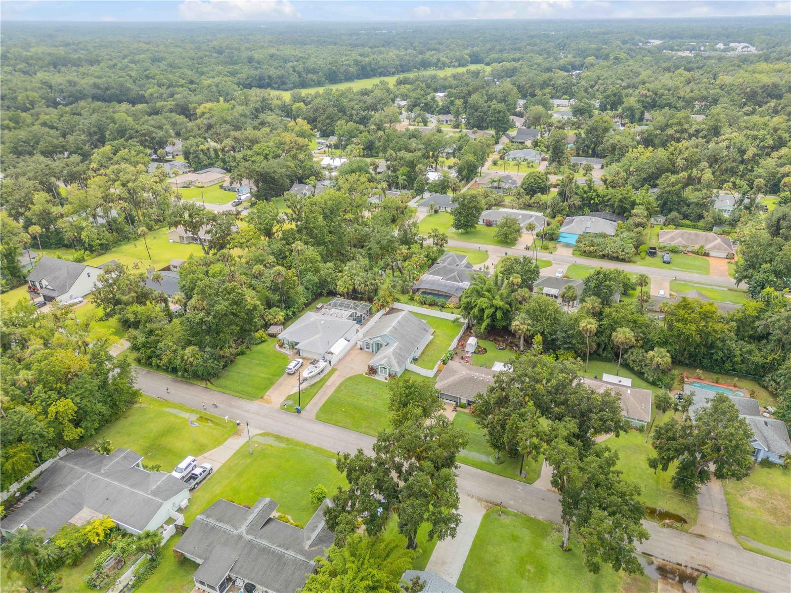 2243 DAVIS DR
