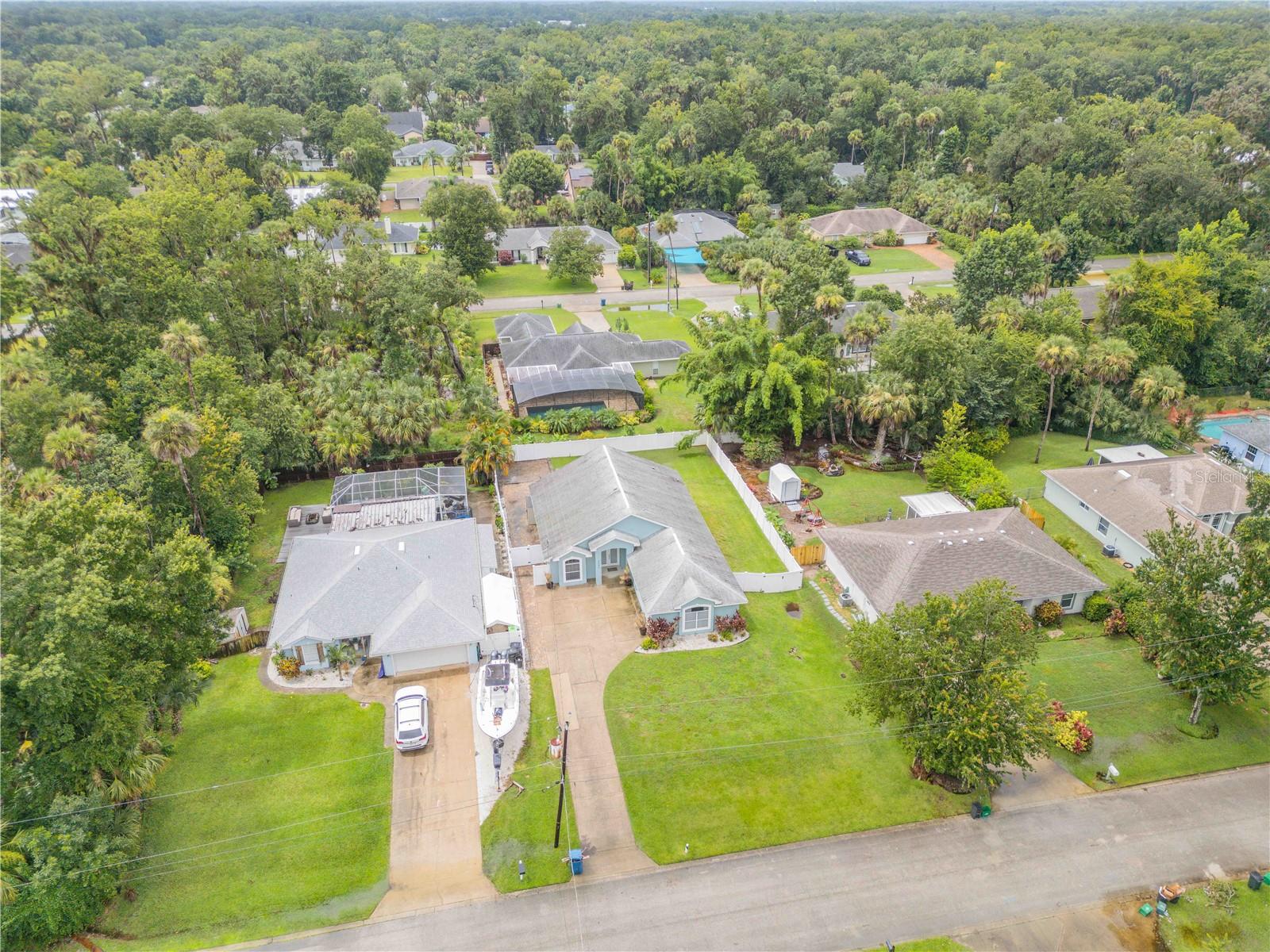 2243 DAVIS DR
