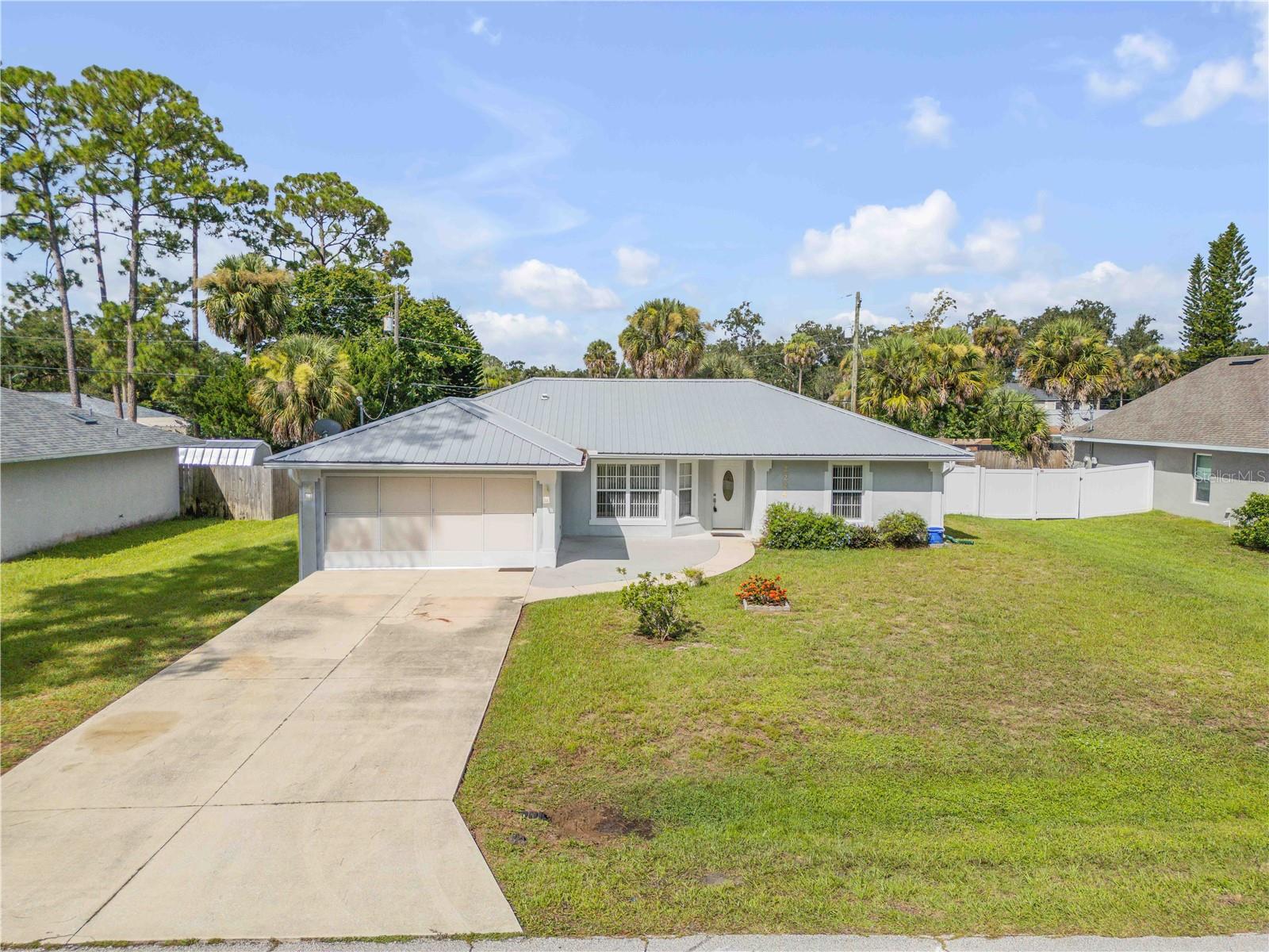 2224 INDIA PALM DR