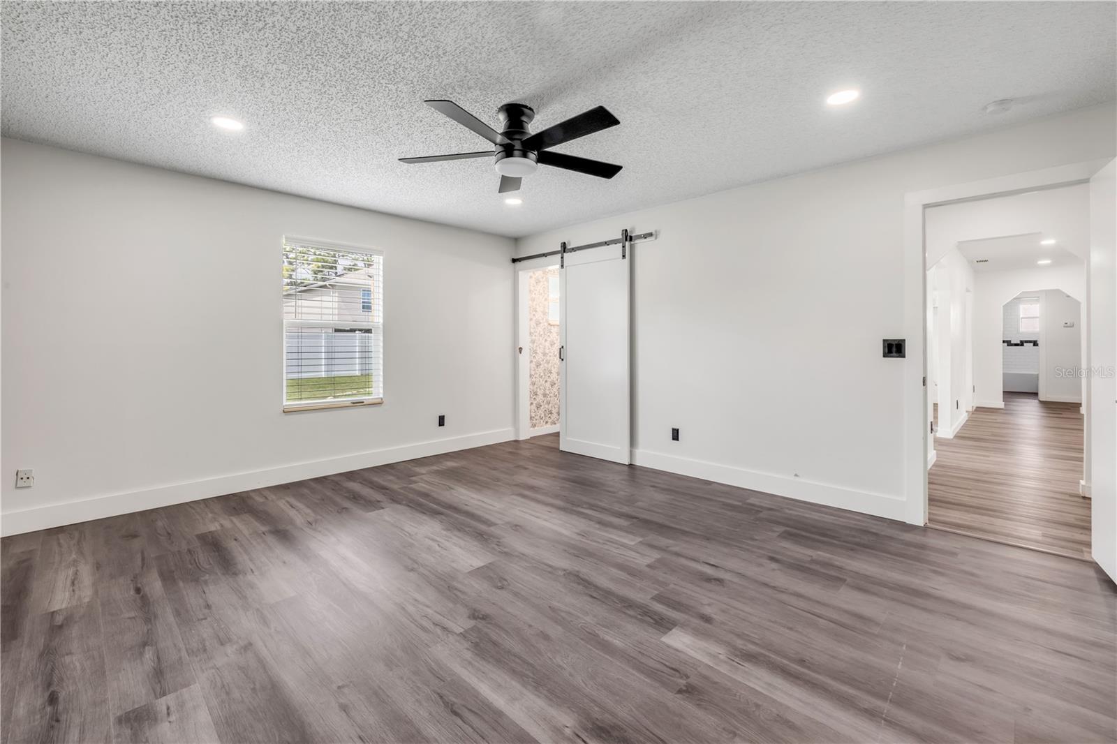 2726 EVERGREEN DR