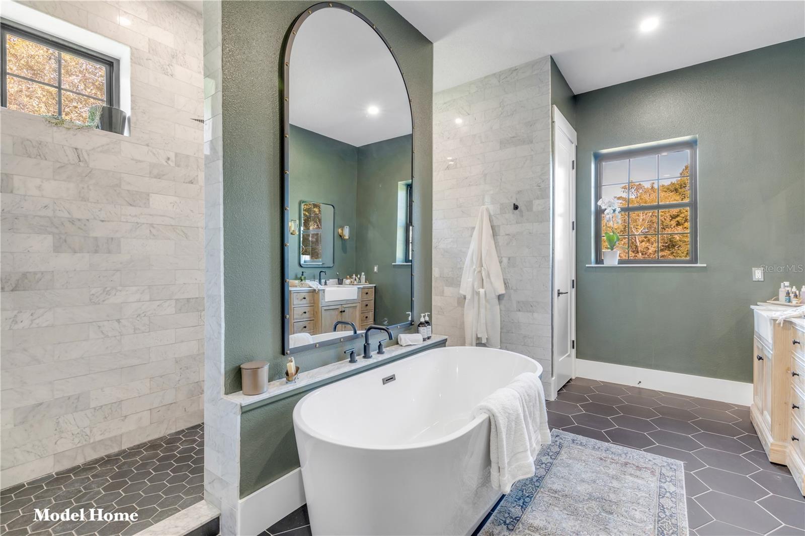 1624 GREENS DAIRY RD