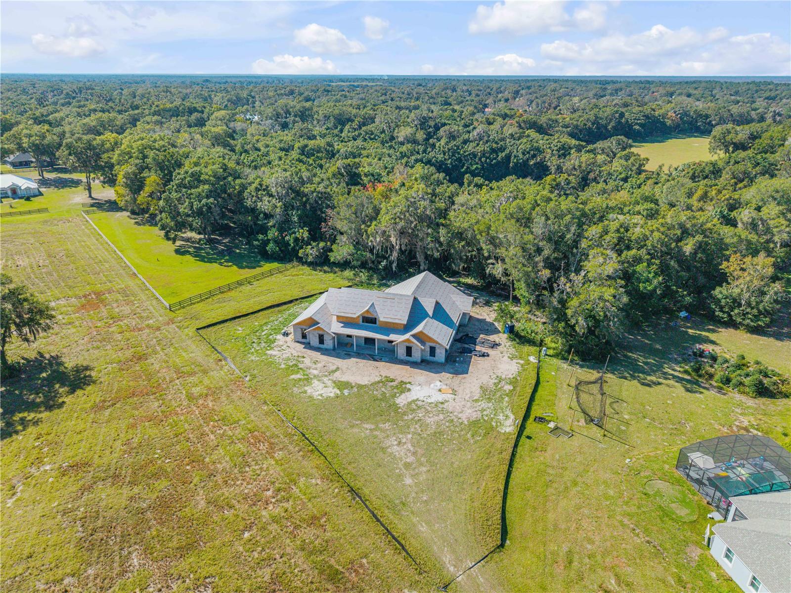 1624 GREENS DAIRY RD