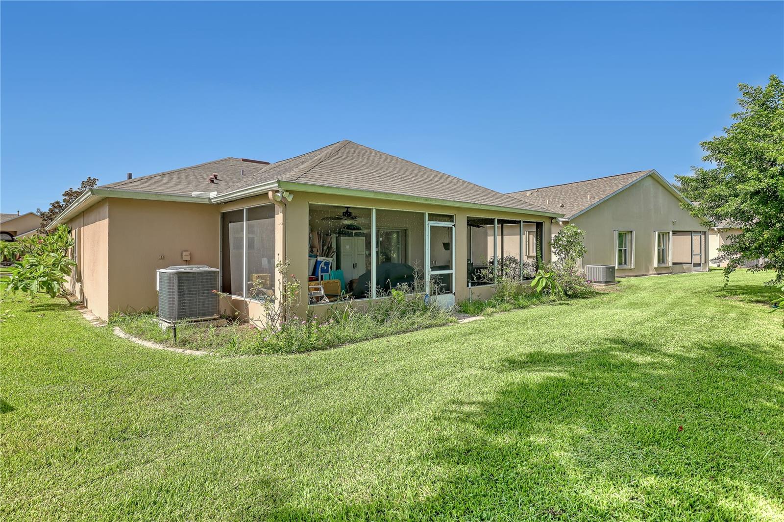 2210 SPRING CREEK CIR NE