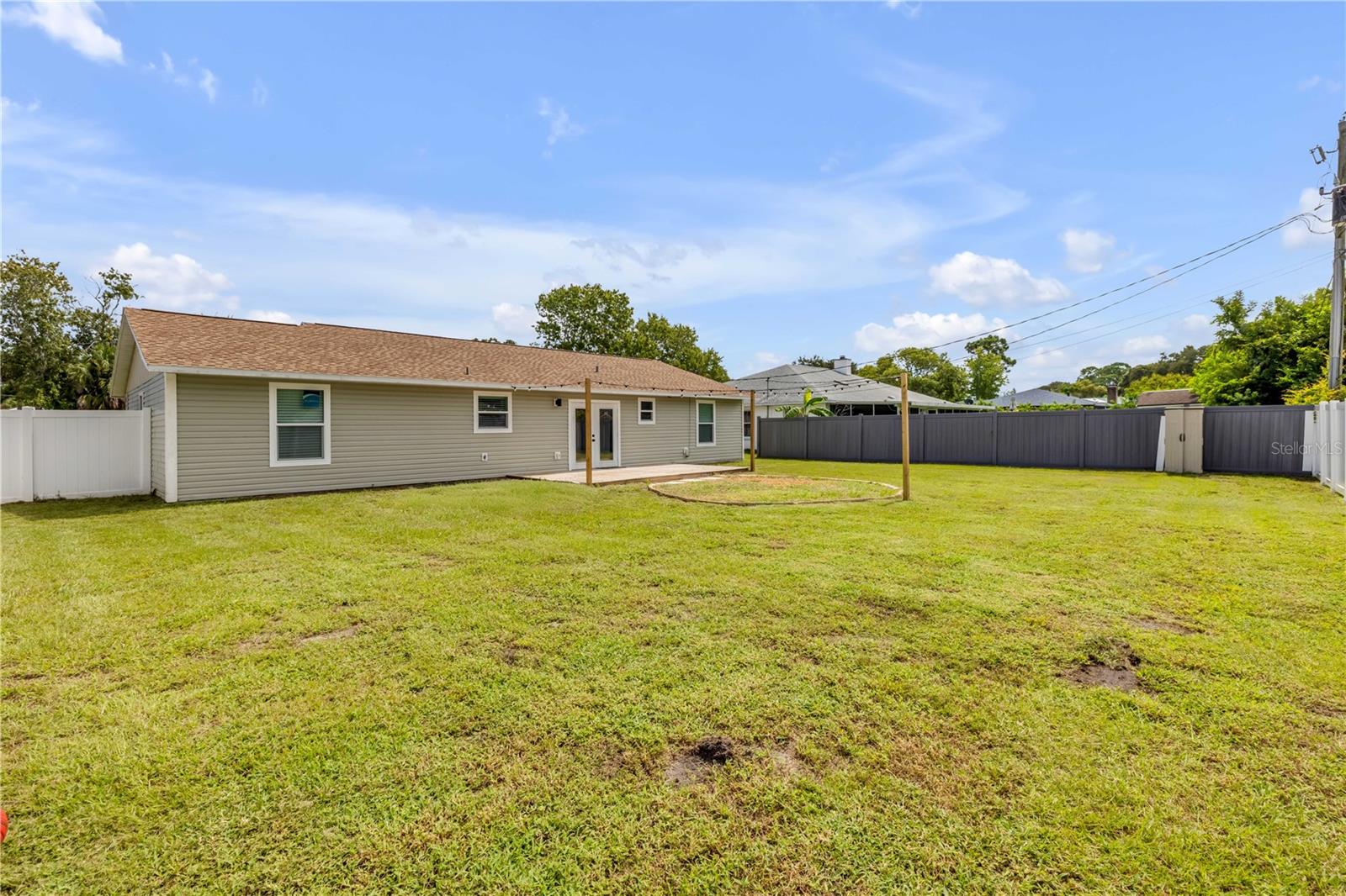 2726 EVERGREEN DR