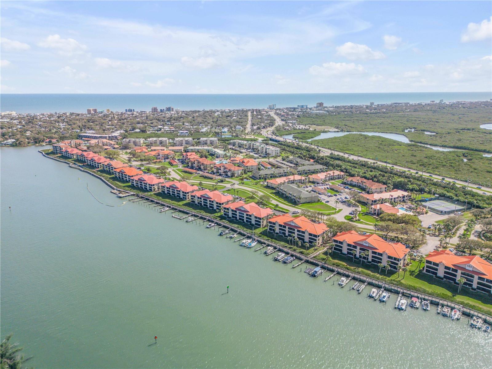468 BOUCHELLE DR #325