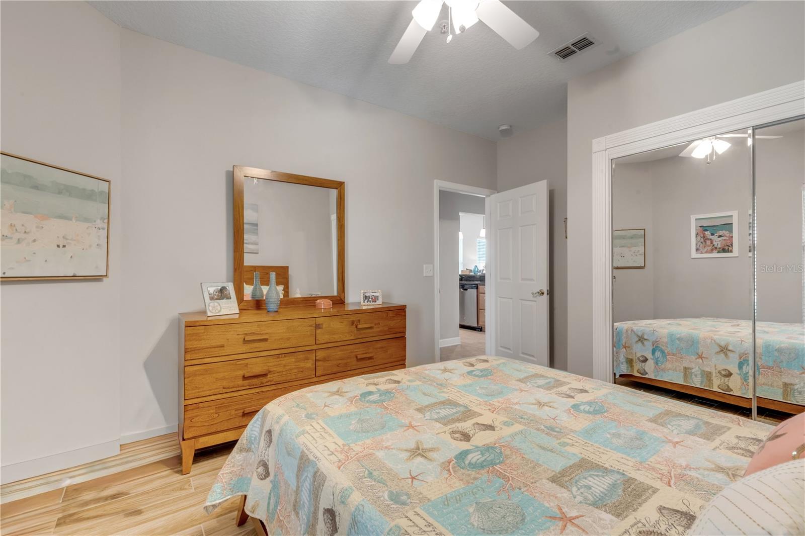 468 BOUCHELLE DR #325