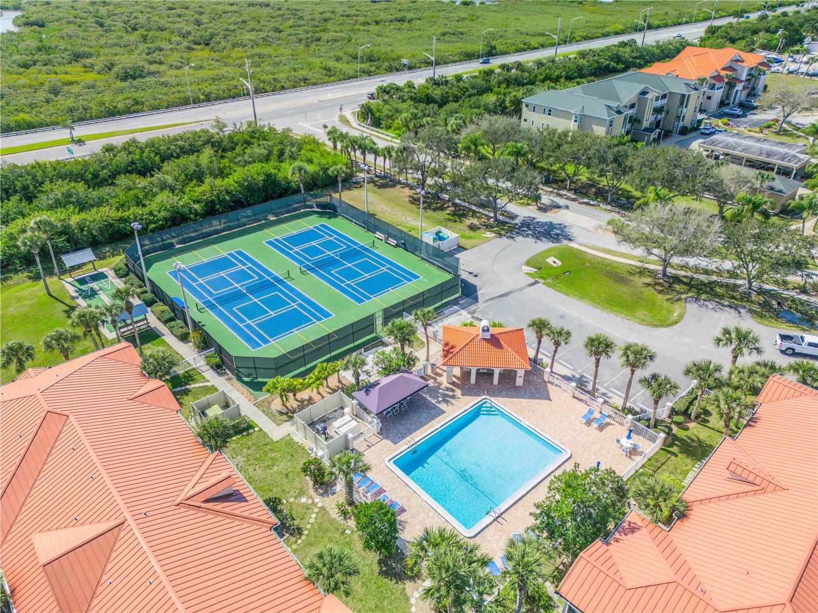 468 BOUCHELLE DR #325