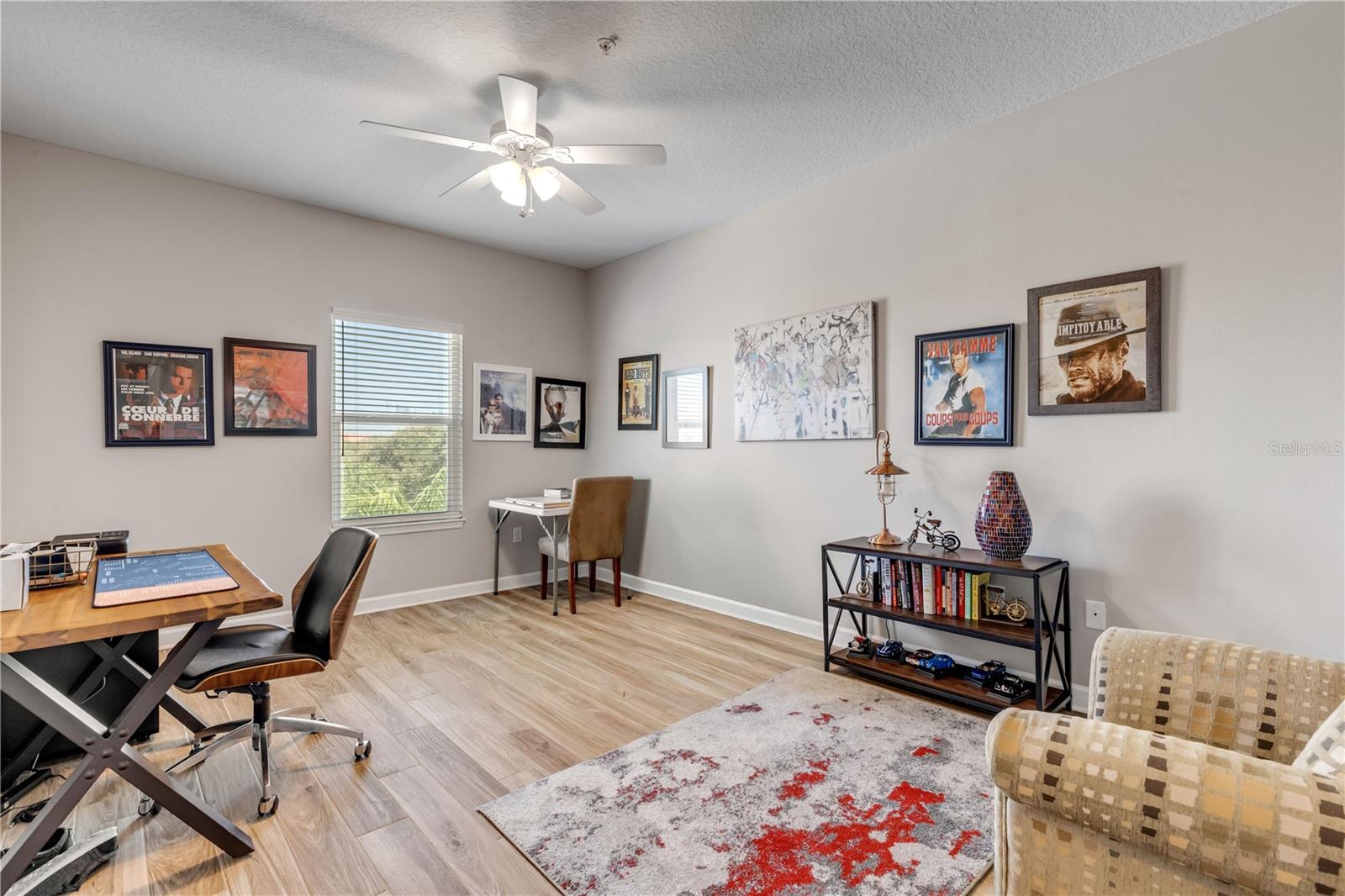 468 BOUCHELLE DR #325