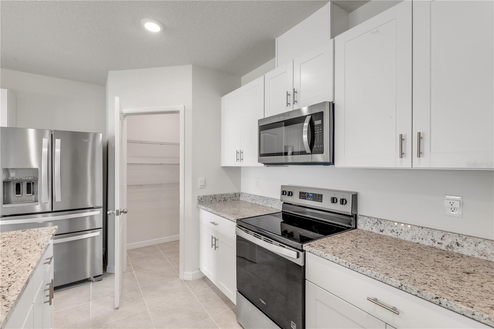 2250 LAKE PRESERVE CIR