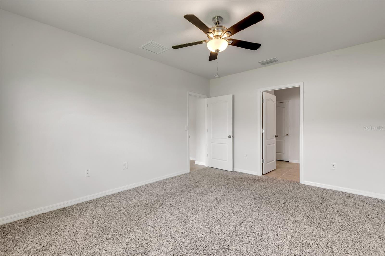 2250 LAKE PRESERVE CIR