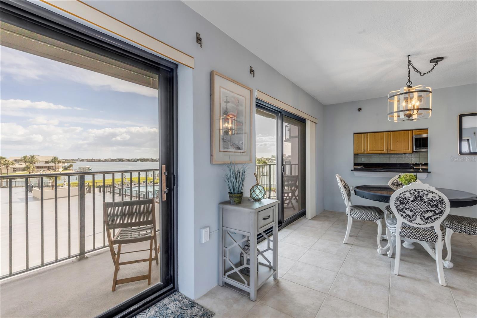 503 N CAUSEWAY #1020