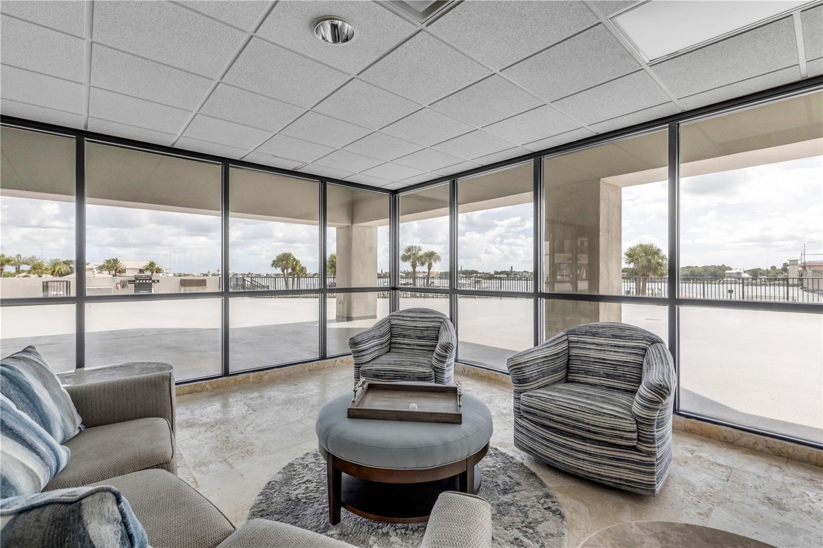 503 N CAUSEWAY #1020