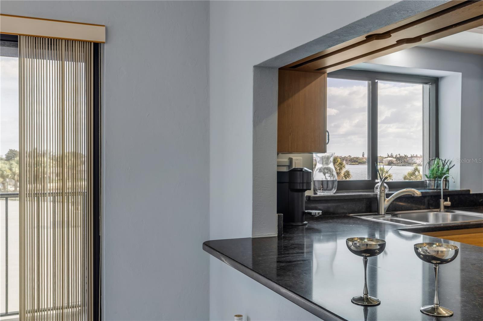 503 N CAUSEWAY #1020