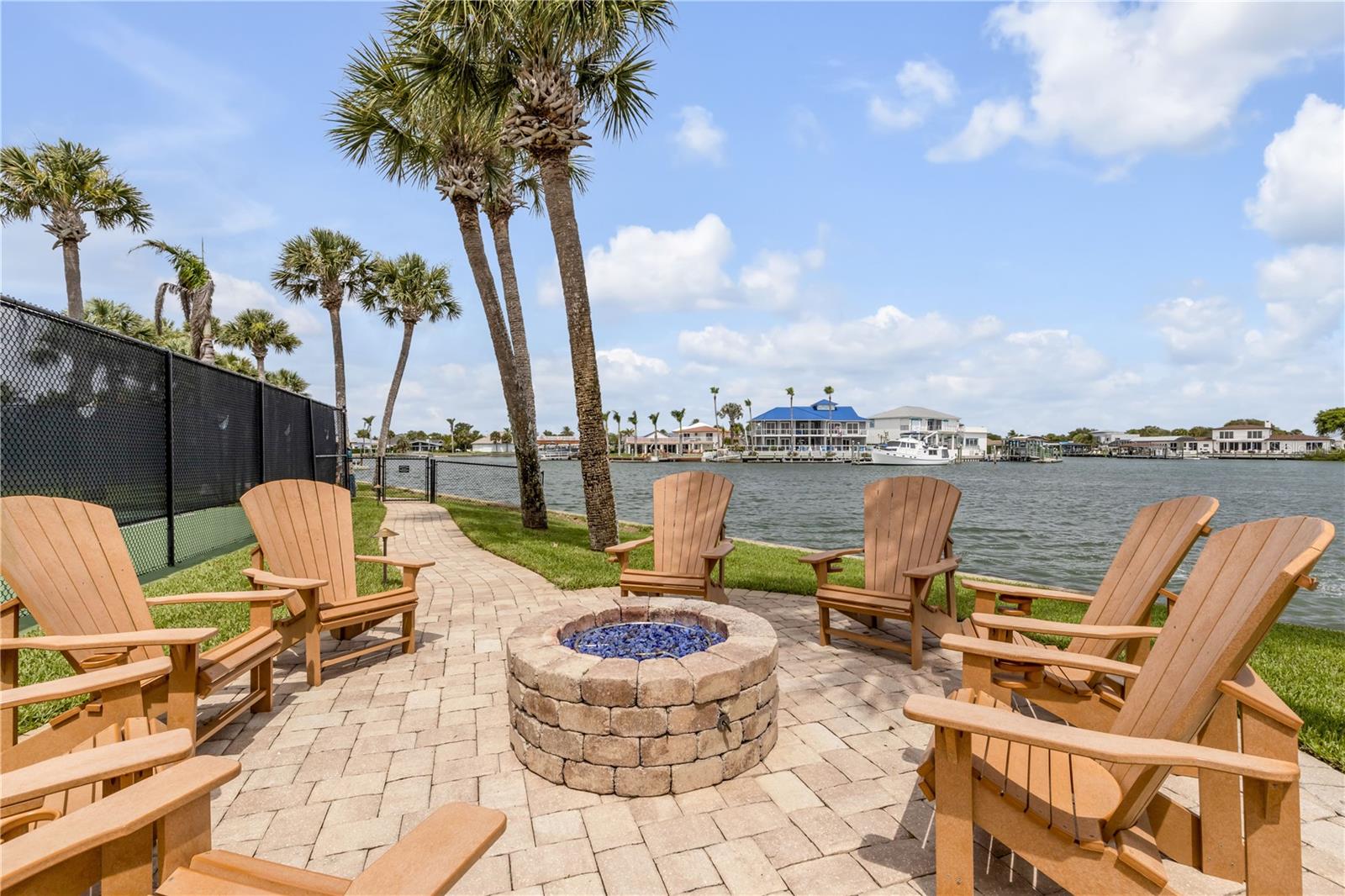 503 N CAUSEWAY #1020