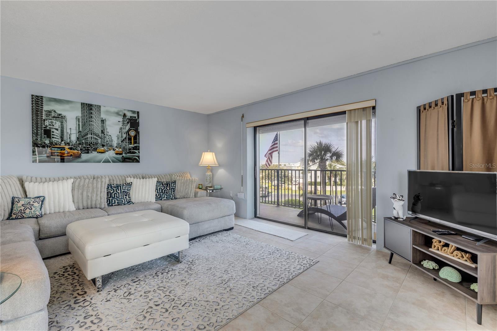 503 N CAUSEWAY #1020