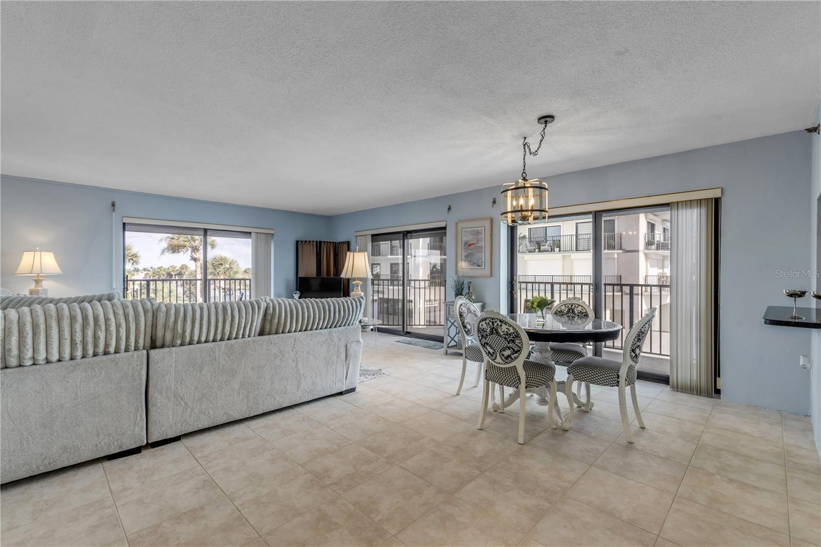 503 N CAUSEWAY #1020