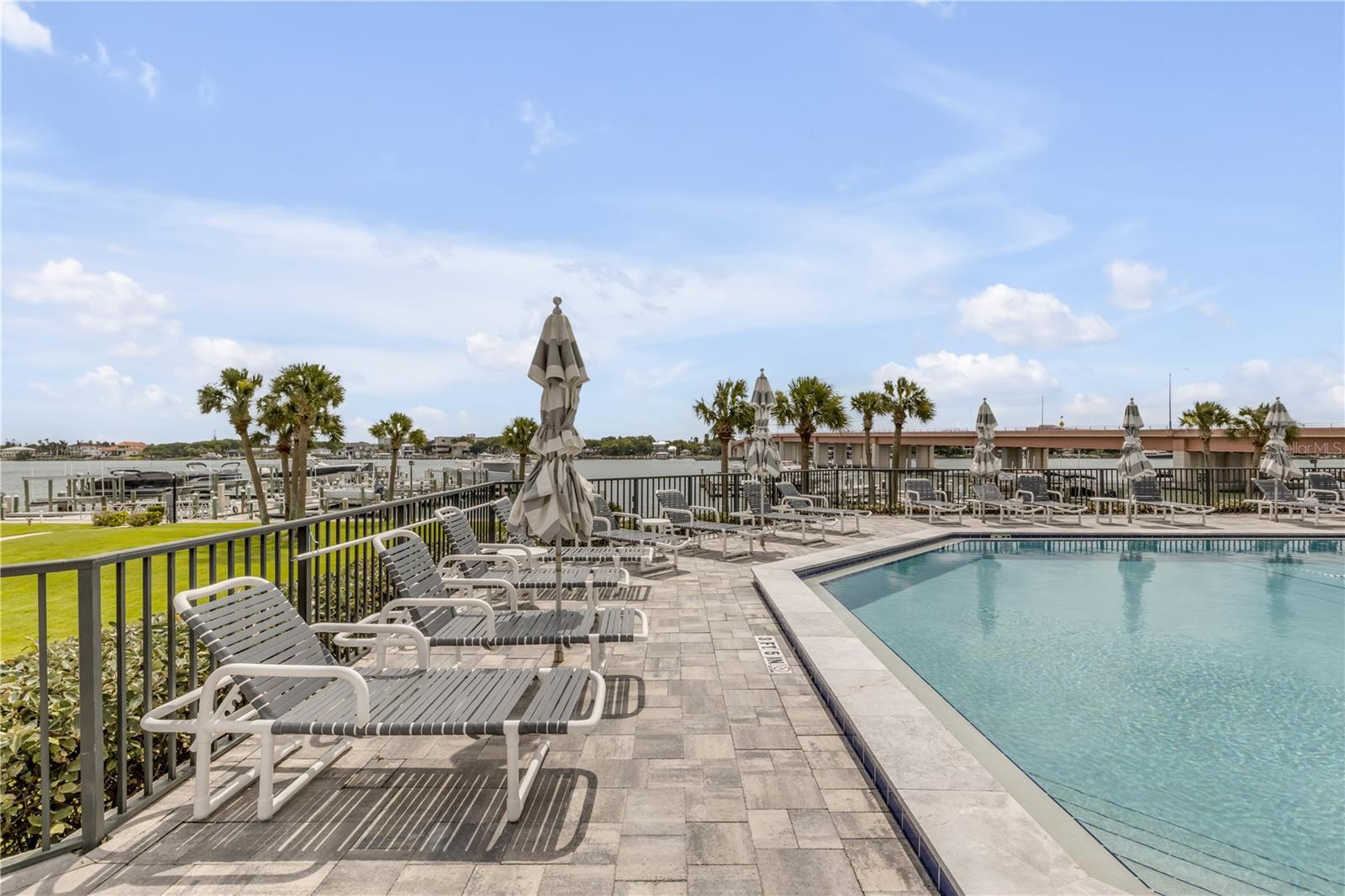 503 N CAUSEWAY #1020