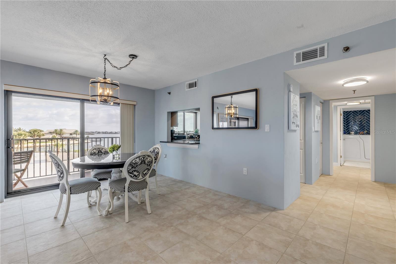 503 N CAUSEWAY #1020