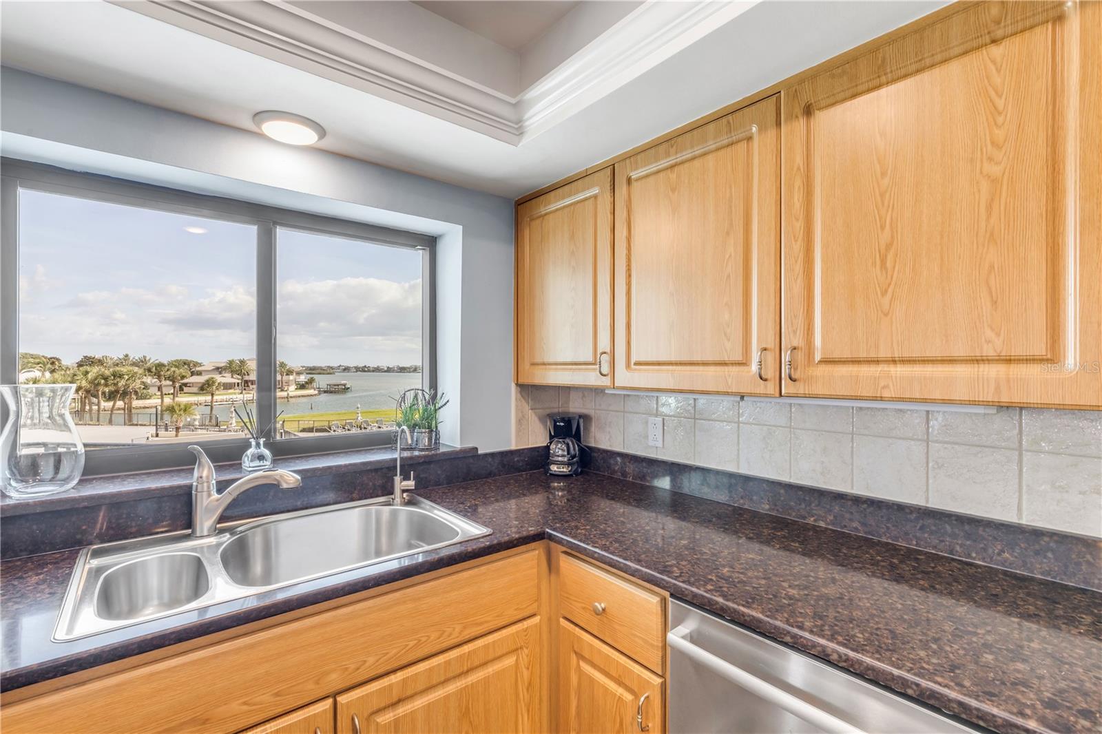 503 N CAUSEWAY #1020