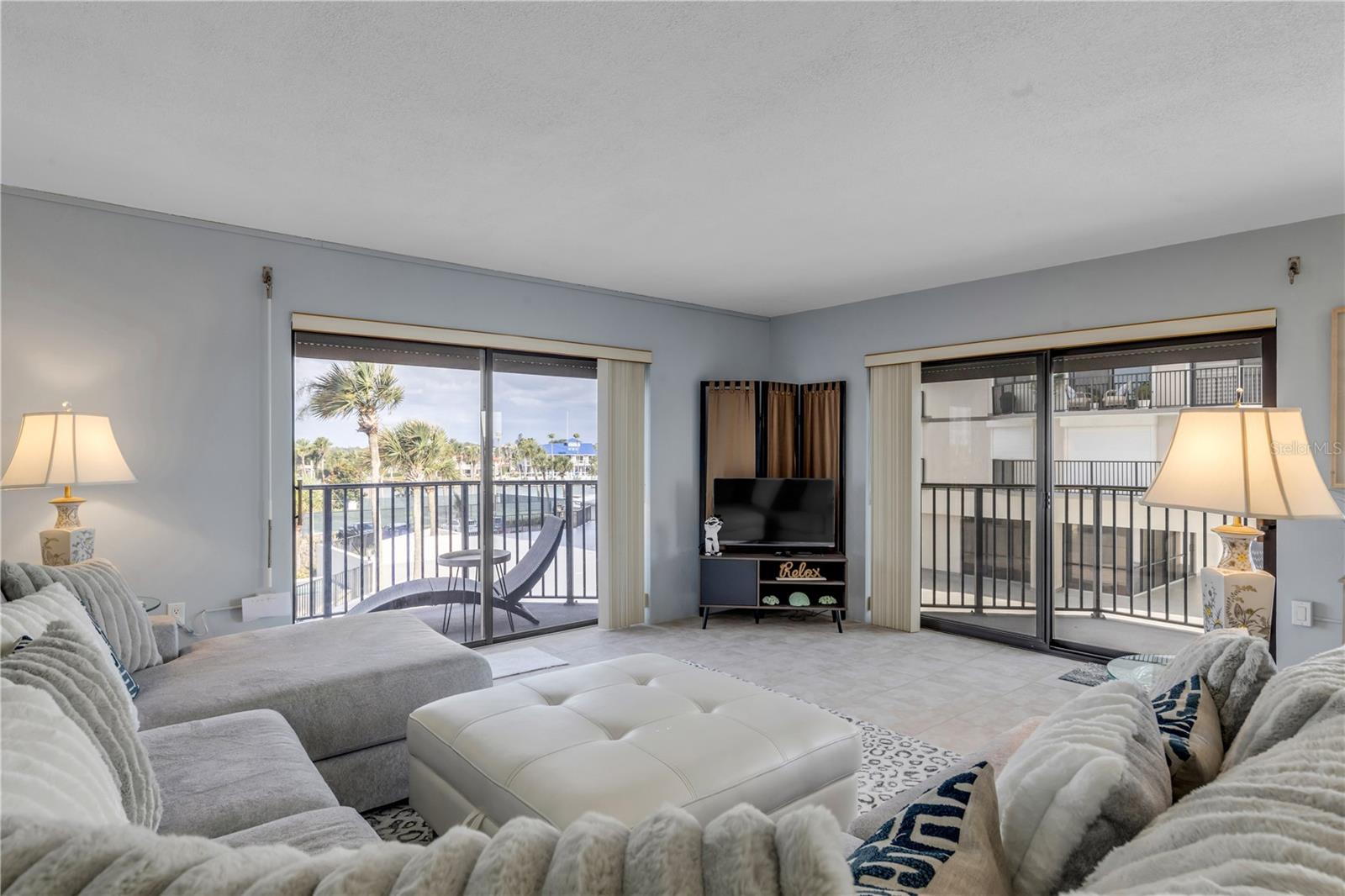 503 N CAUSEWAY #1020