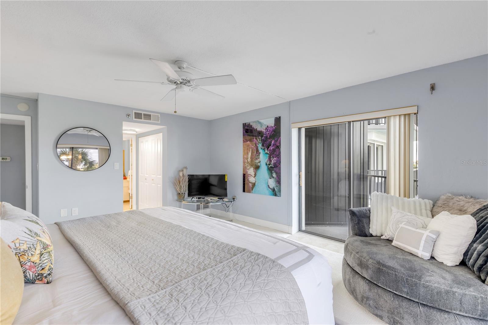 503 N CAUSEWAY #1020