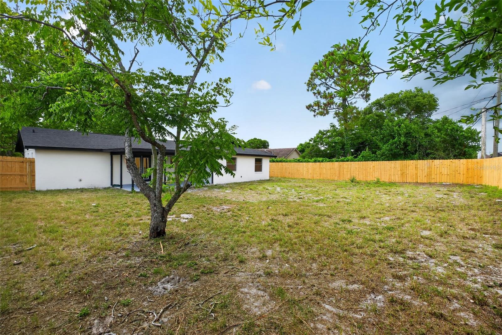1132 ABAGAIL DR