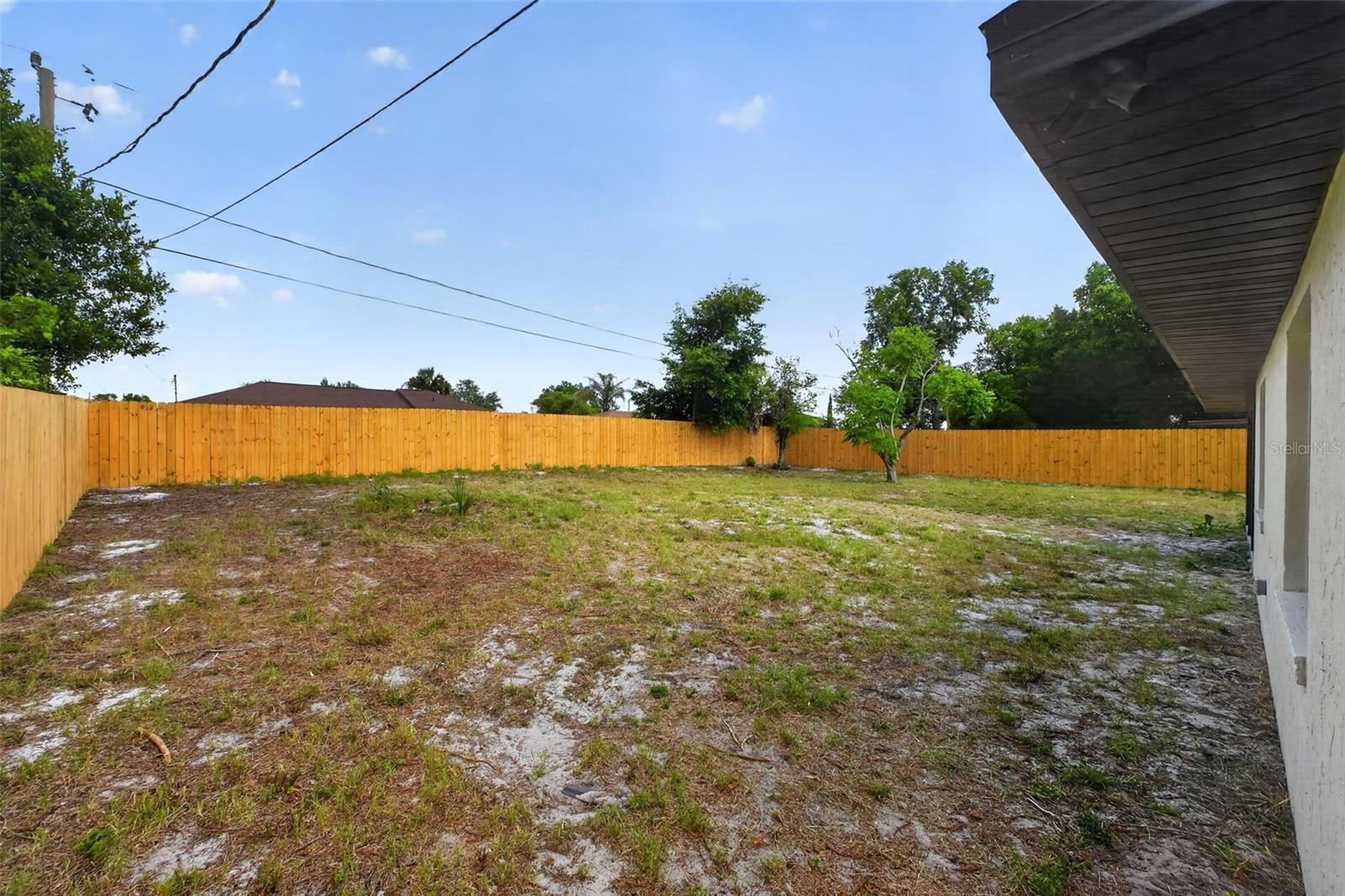 1132 ABAGAIL DR