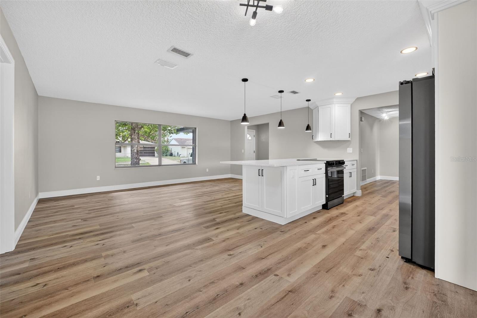1132 ABAGAIL DR