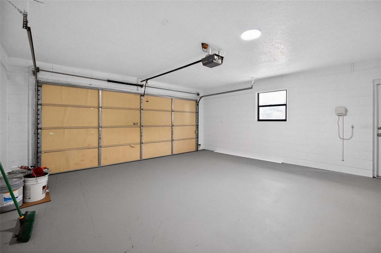 1132 ABAGAIL DR