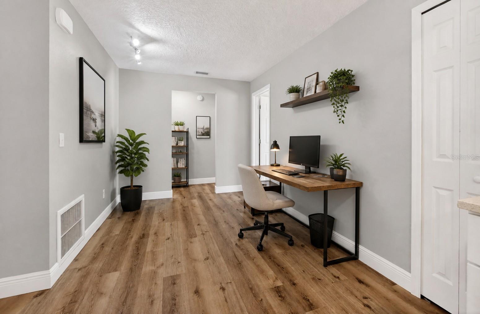 1132 ABAGAIL DR