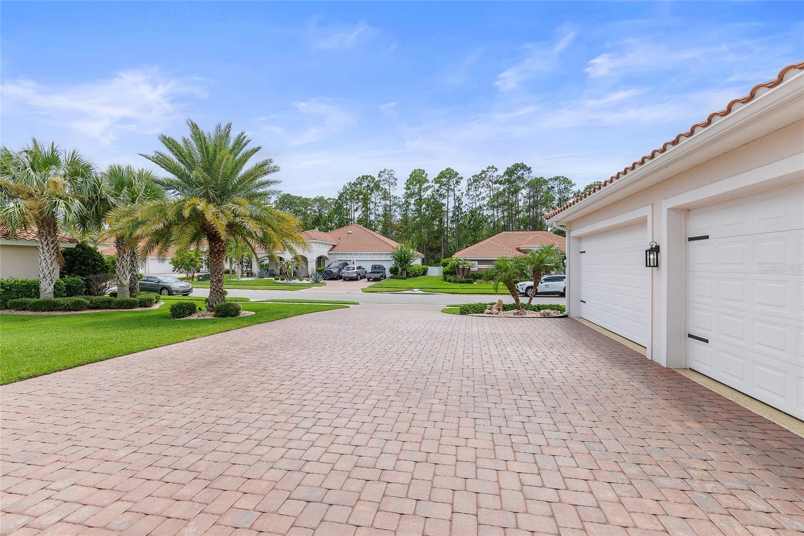 2820 S ASCIANO CT