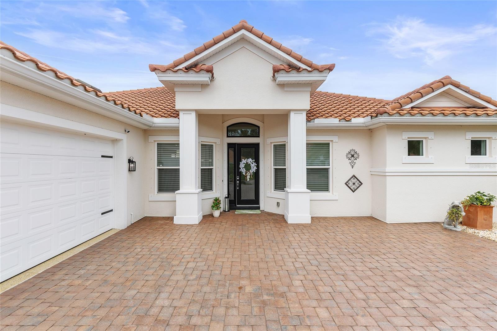 2820 S ASCIANO CT