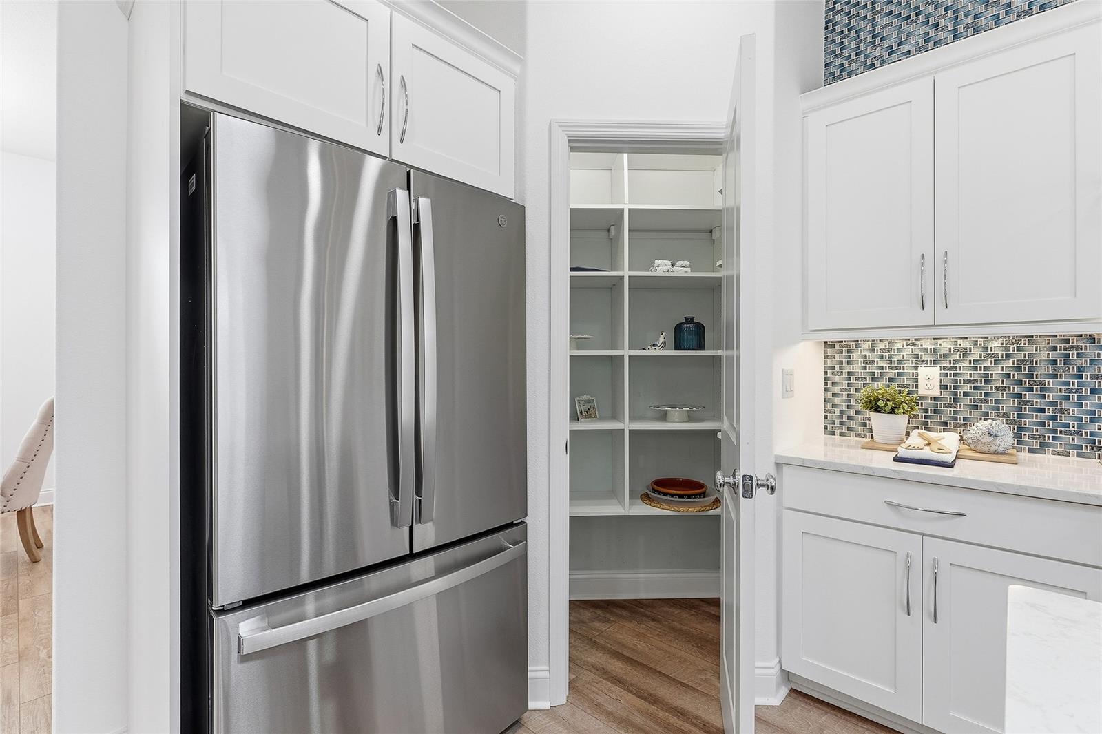 2820 S ASCIANO CT