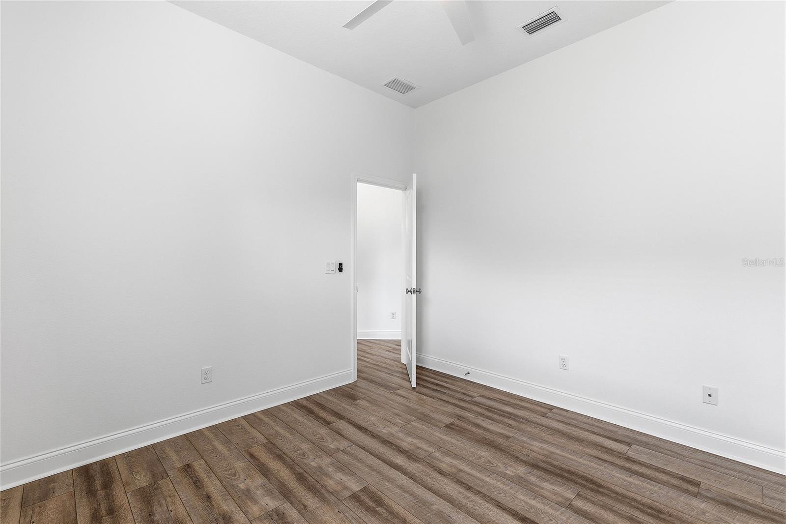 2820 S ASCIANO CT