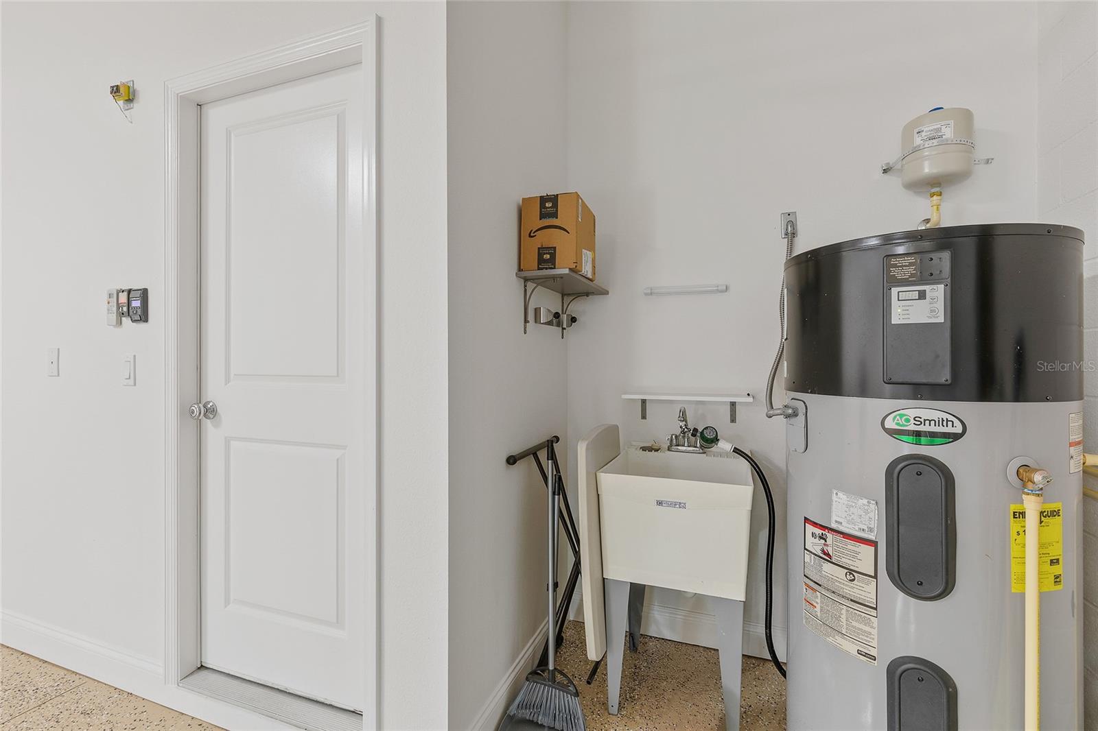2820 S ASCIANO CT