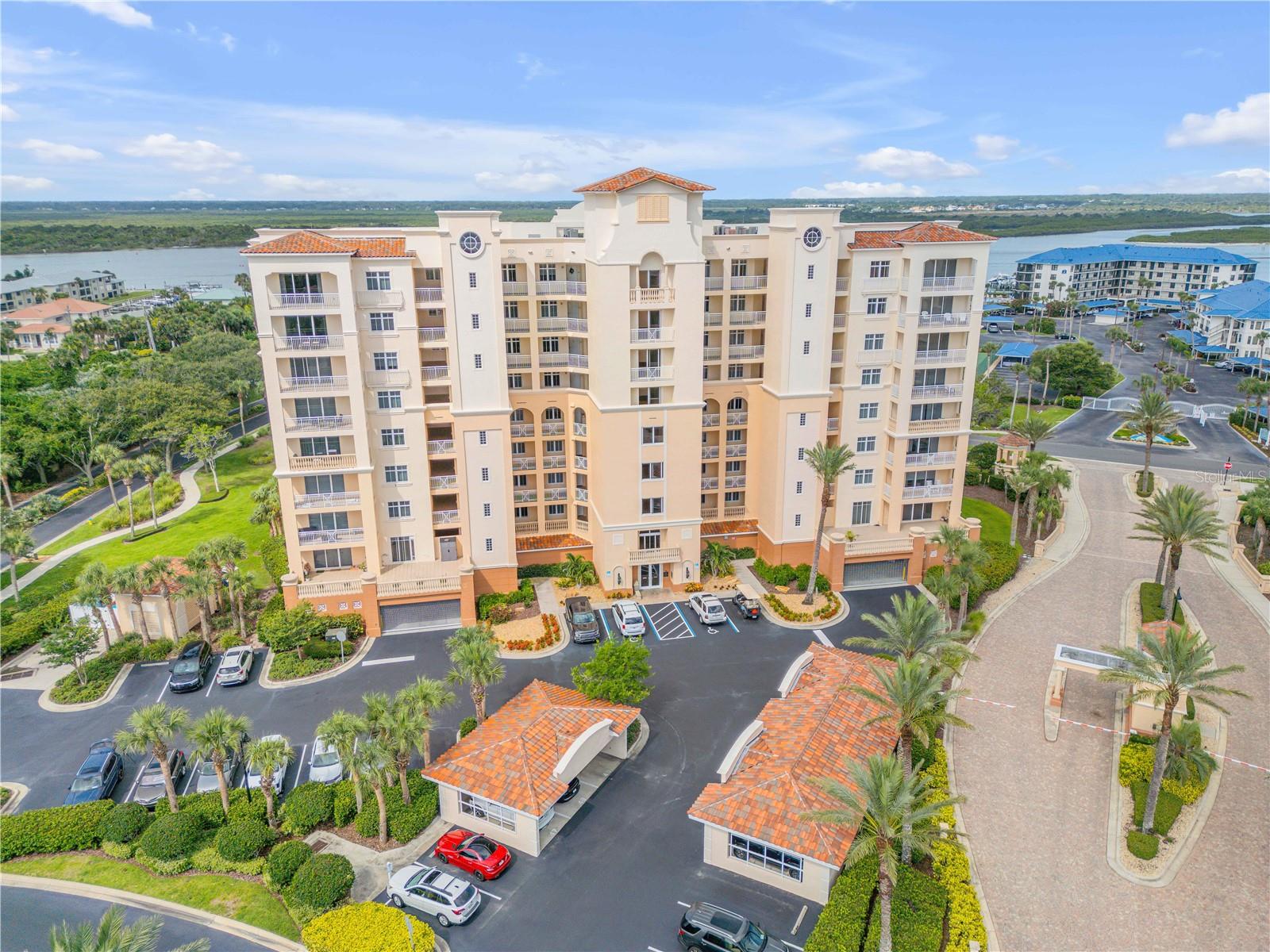 265 MINORCA BEACH WAY #404