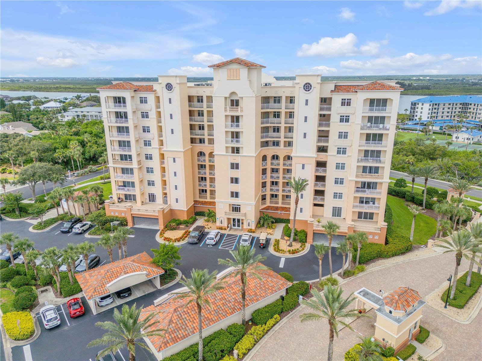 265 MINORCA BEACH WAY #404