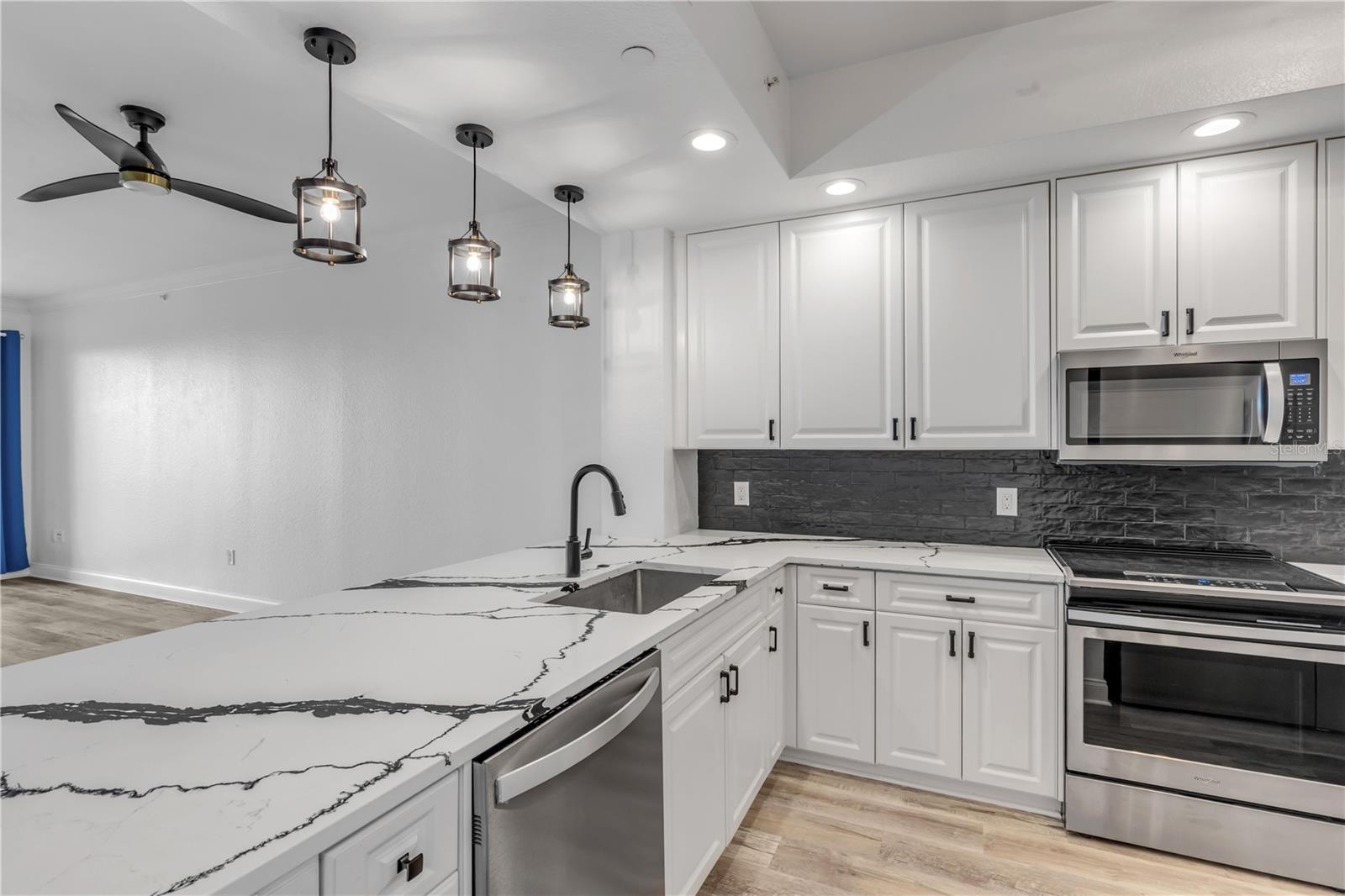 265 MINORCA BEACH WAY #404