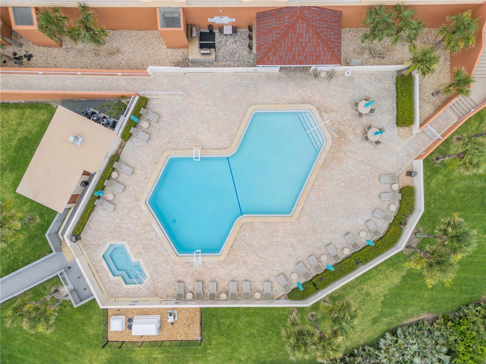 265 MINORCA BEACH WAY #404
